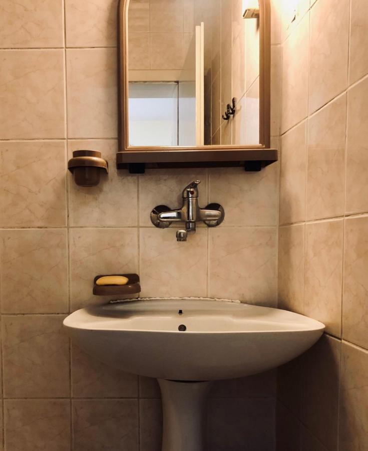 Kraguj Apartments 1 Κραγκούγιεβατς Εξωτερικό φωτογραφία