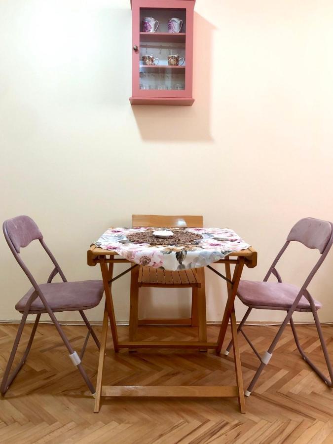 Kraguj Apartments 1 Κραγκούγιεβατς Εξωτερικό φωτογραφία